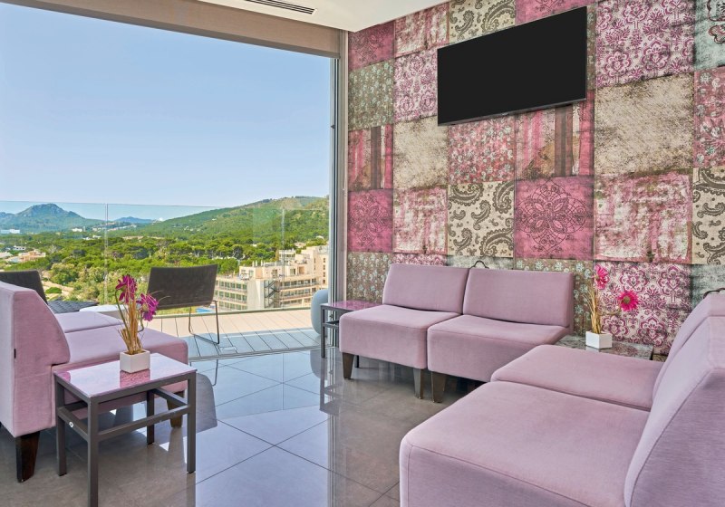 Ausstattung & Service