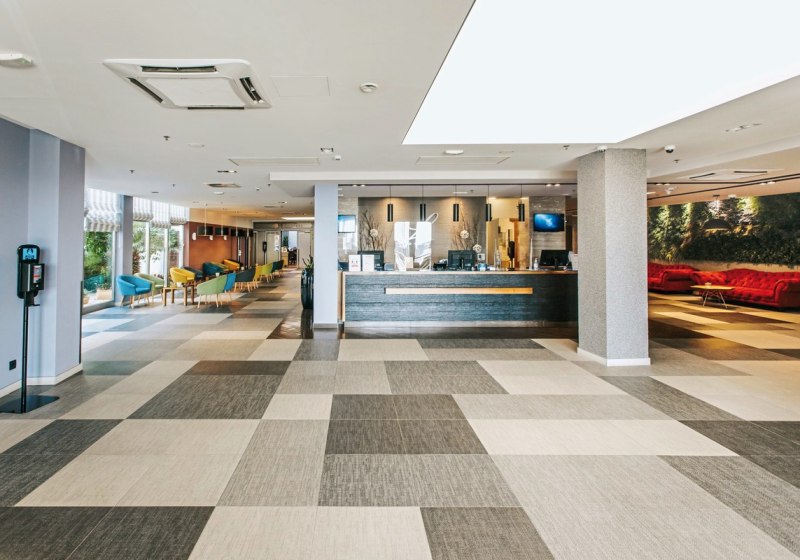 Ausstattung & Service