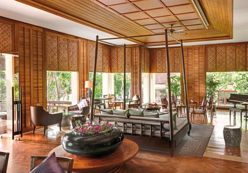 Ausstattung & Service