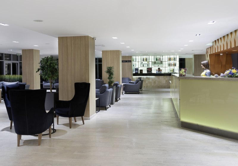 Ausstattung & Service