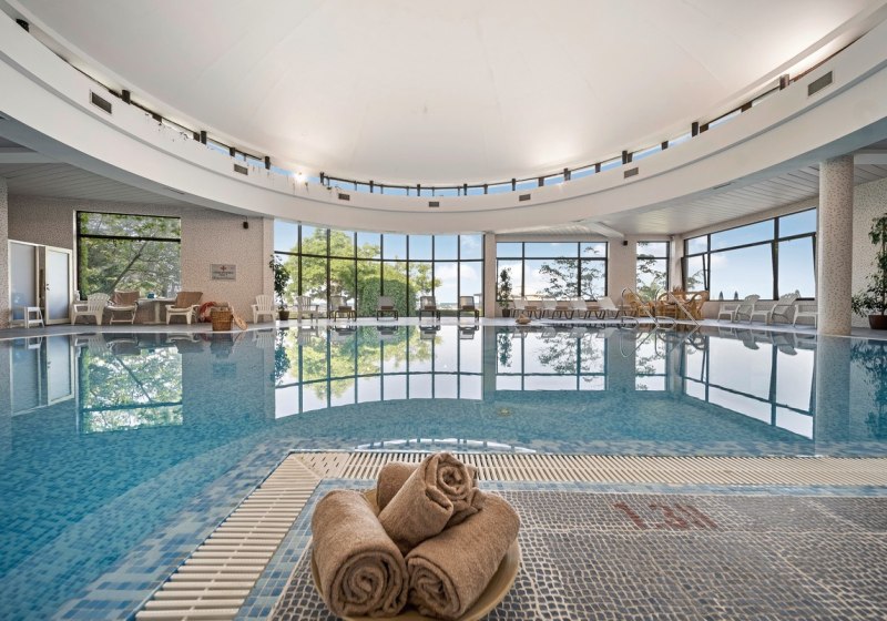 Hotel Innenpool