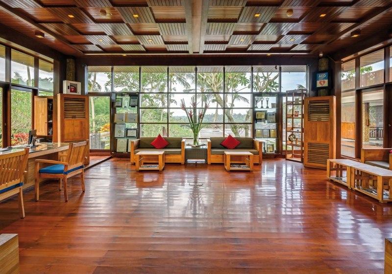 Ausstattung & Service