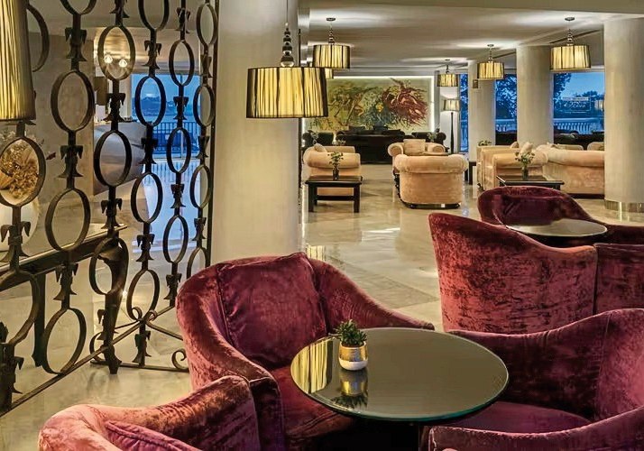 Ausstattung & Service