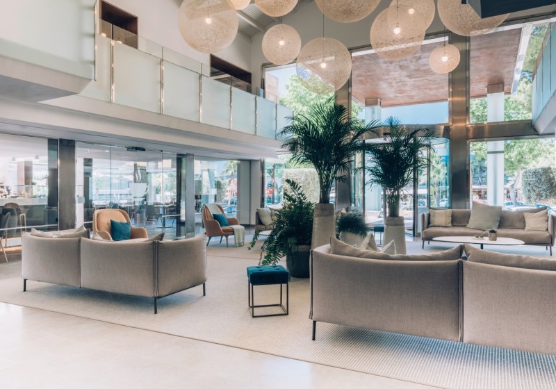 Ausstattung & Service