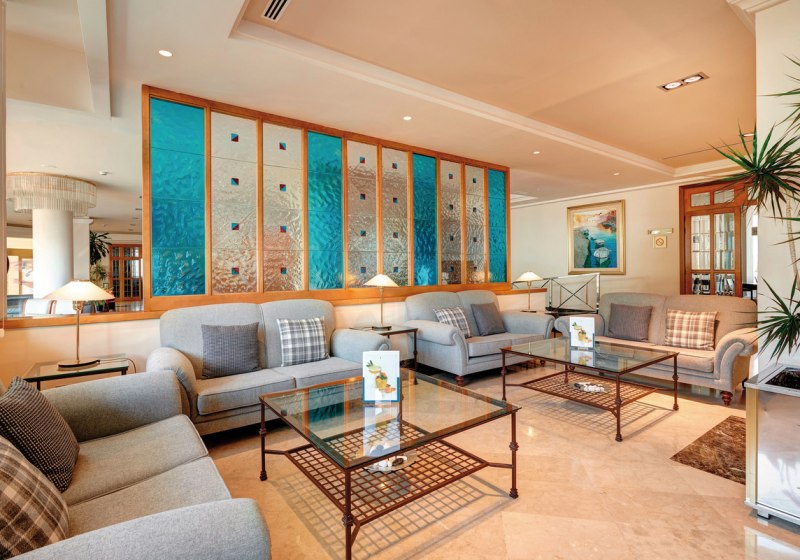 Ausstattung & Service