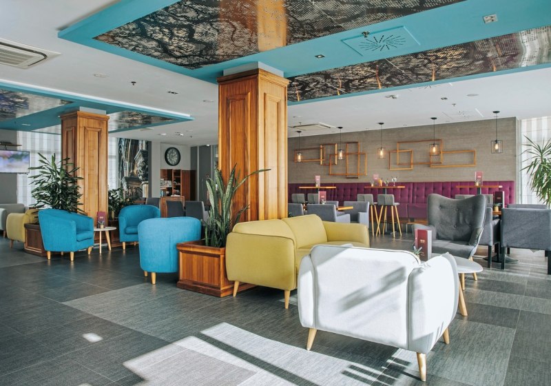 Ausstattung & Service