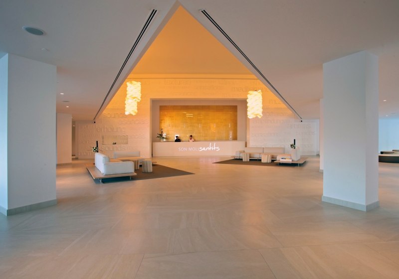 Ausstattung & Service