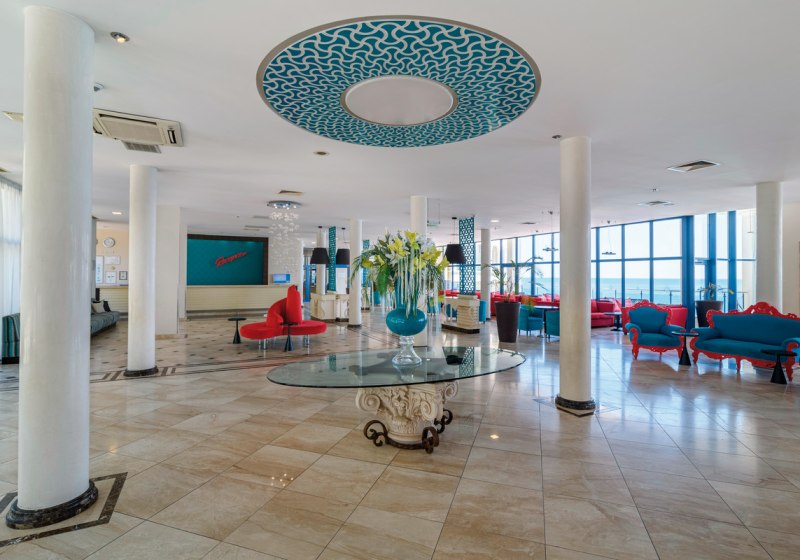 Ausstattung & Service