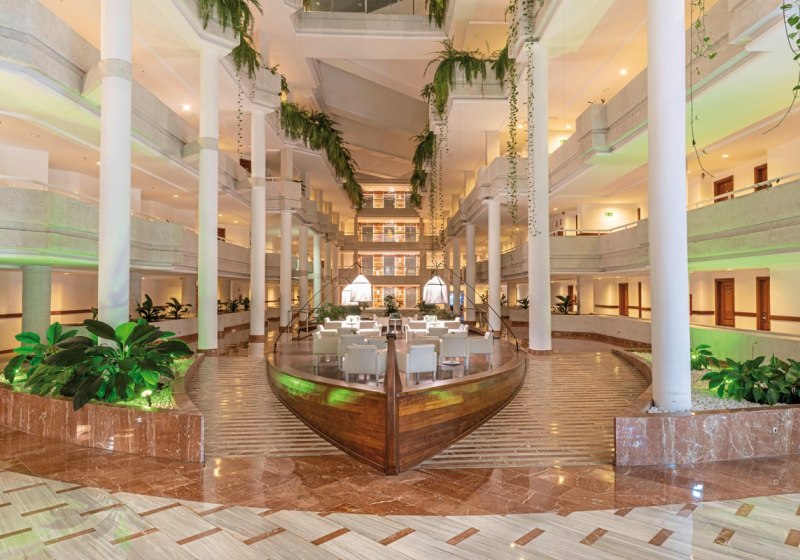 Ausstattung & Service