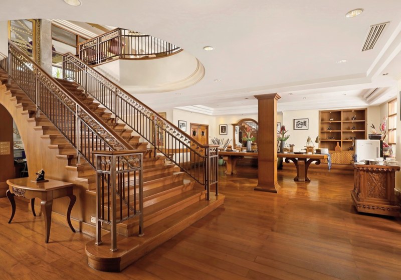 Ausstattung & Service