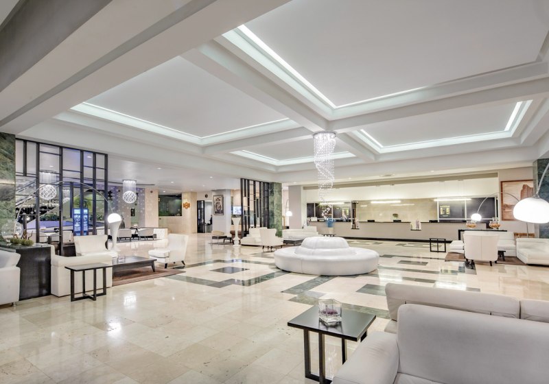 Ausstattung & Service