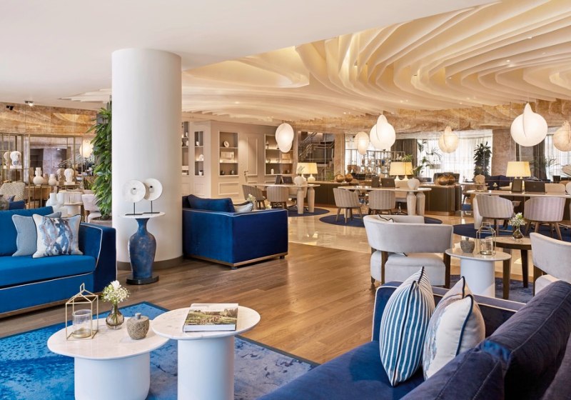 Ausstattung & Service