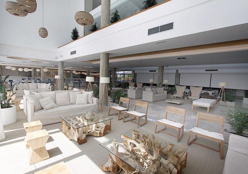 Ausstattung & Service