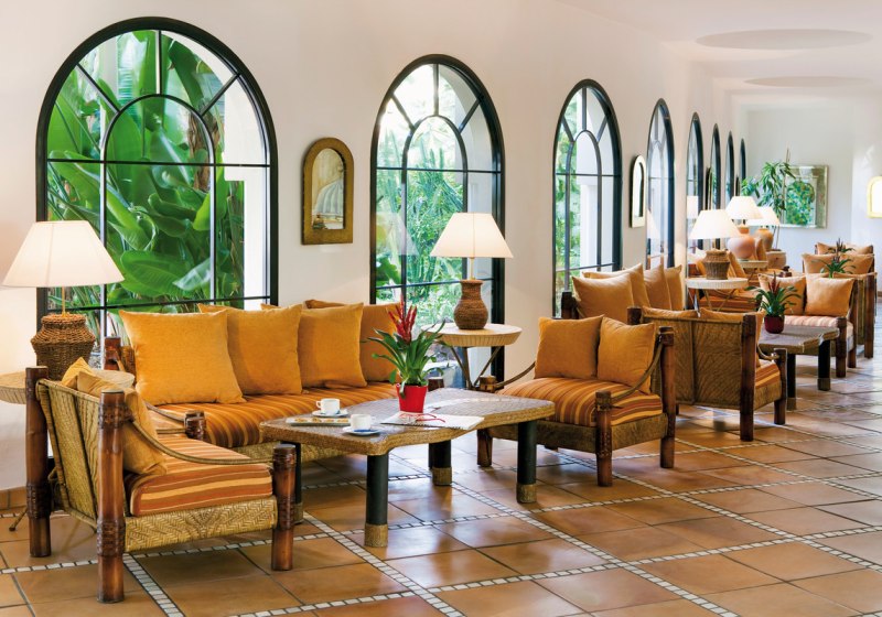 Ausstattung & Service