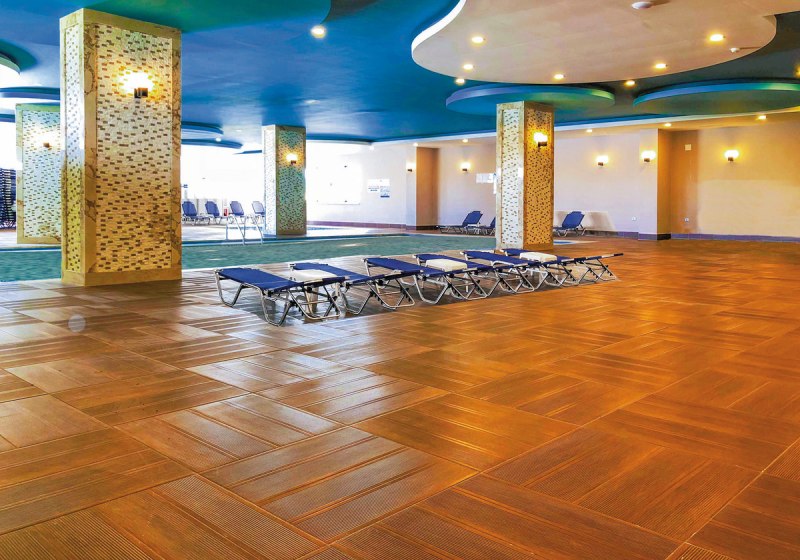 Ausstattung & Service