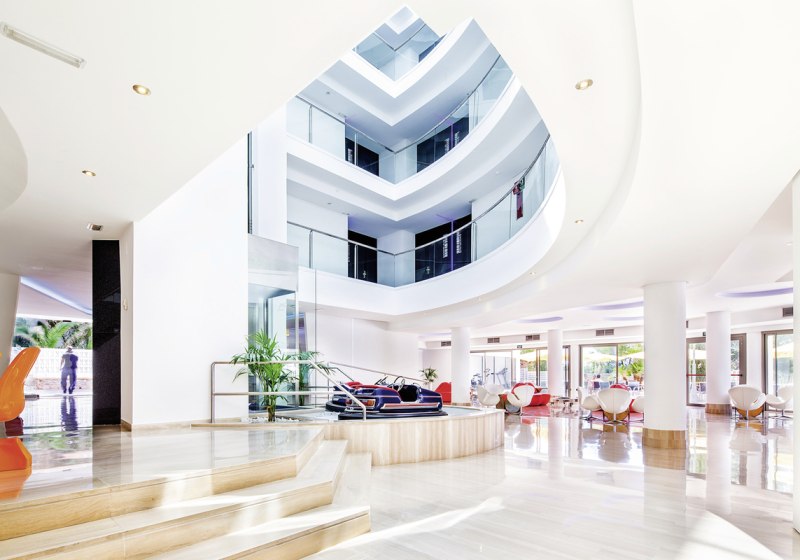 Ausstattung & Service