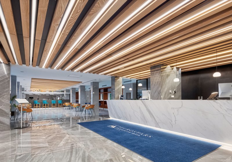 Ausstattung & Service