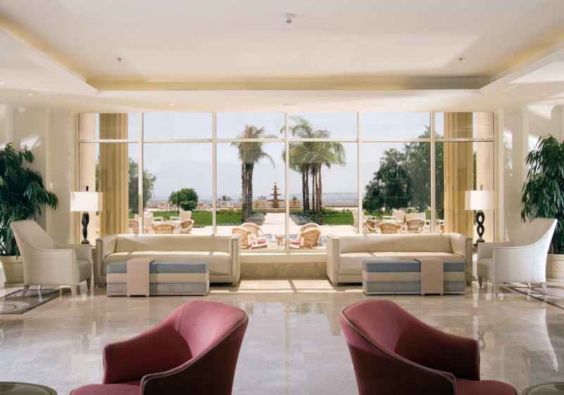 Ausstattung & Service