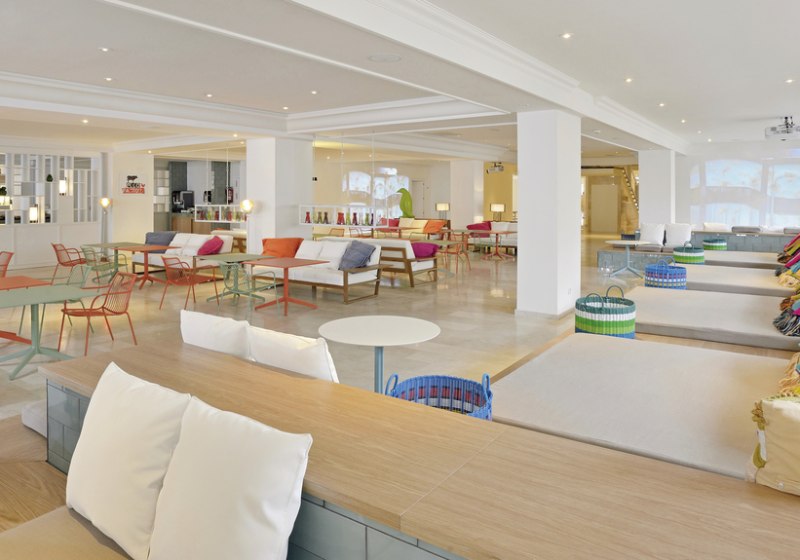 Ausstattung & Service