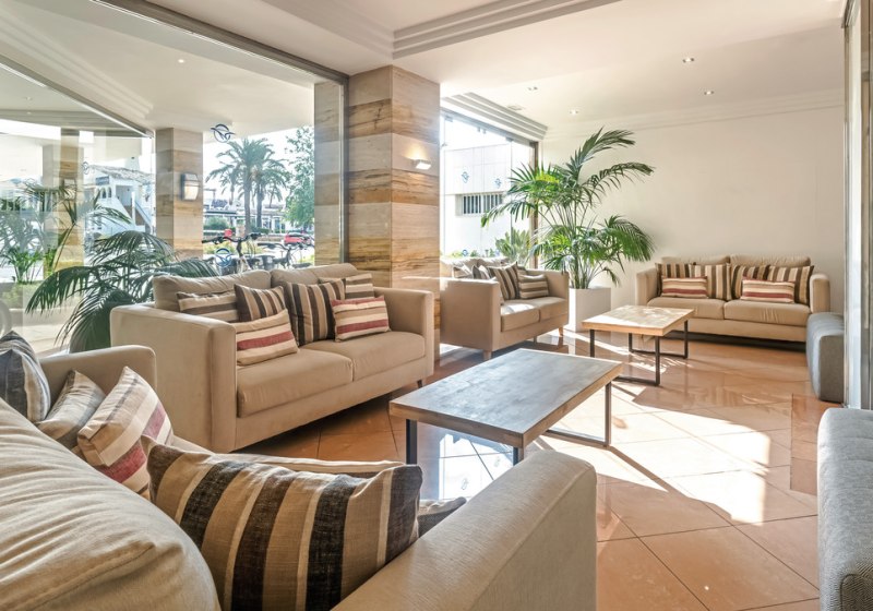 Ausstattung & Service