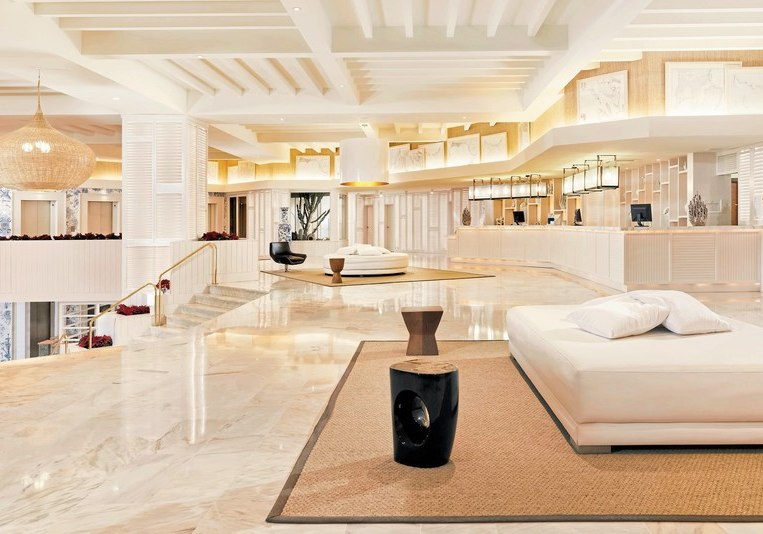 Ausstattung & Service