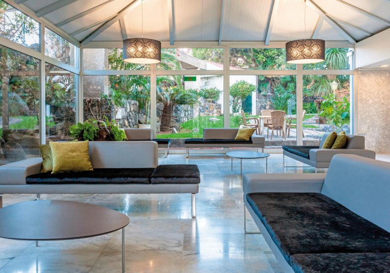 Ausstattung & Service