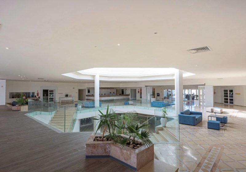 Ausstattung & Service